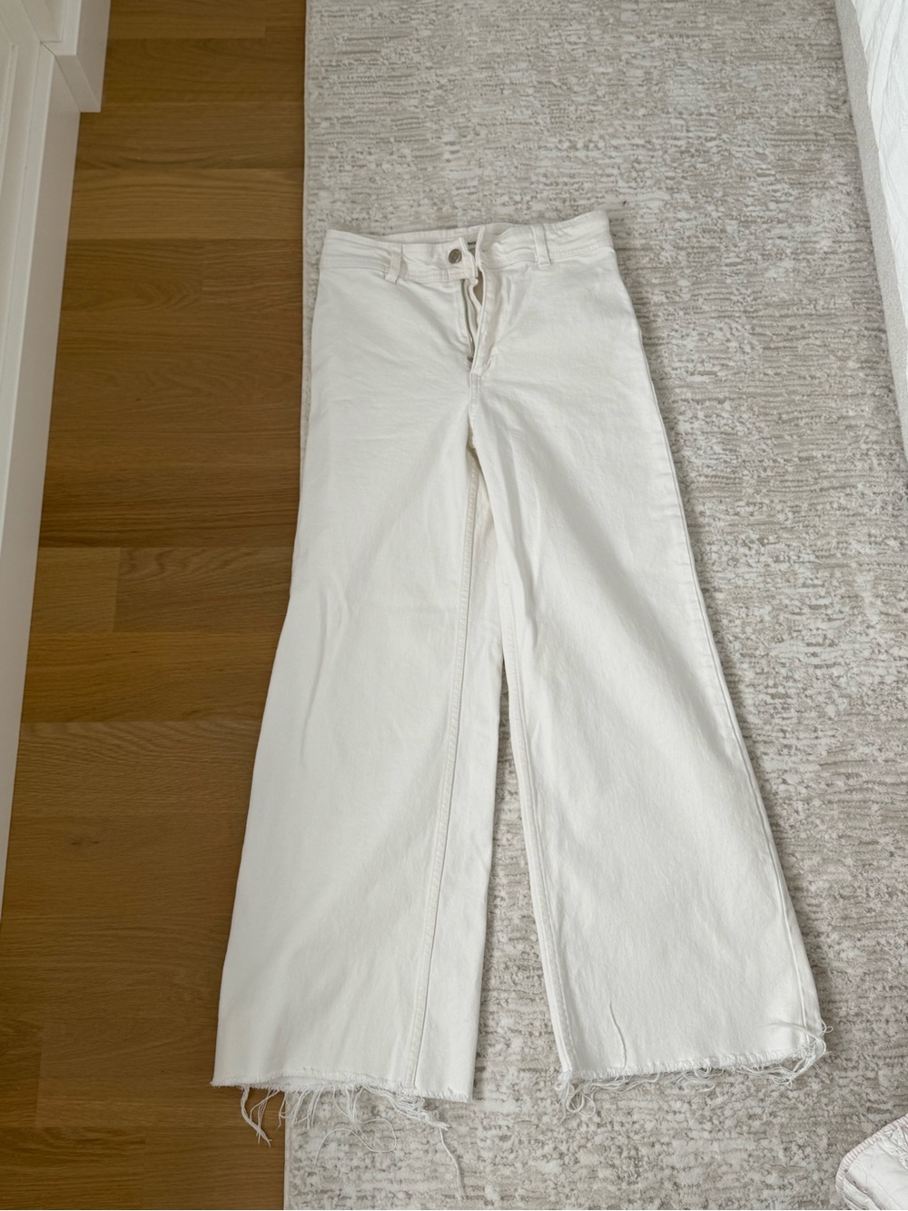 Mango White Wide-Leg Jeans with Raw Hem